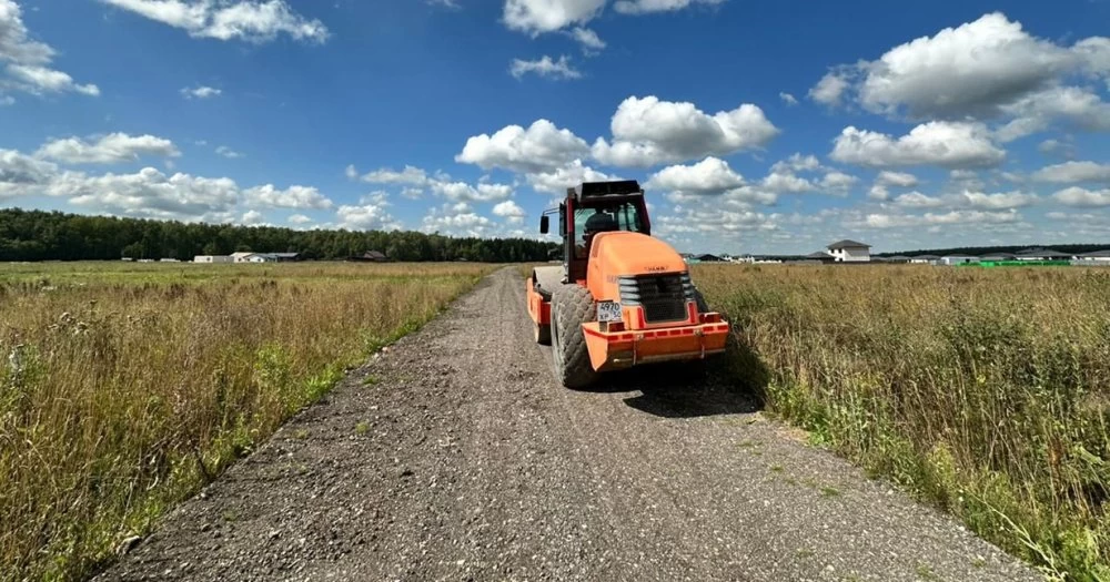 Новости о посёлке В поселке ведется укладка асфальтовой крошки