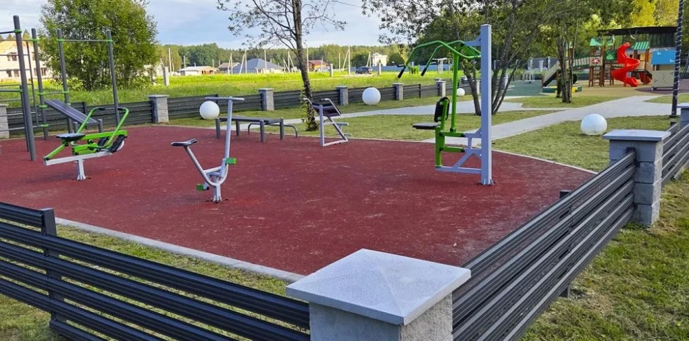 Новости о посёлке В поселке смонтированы декоративные ограждения