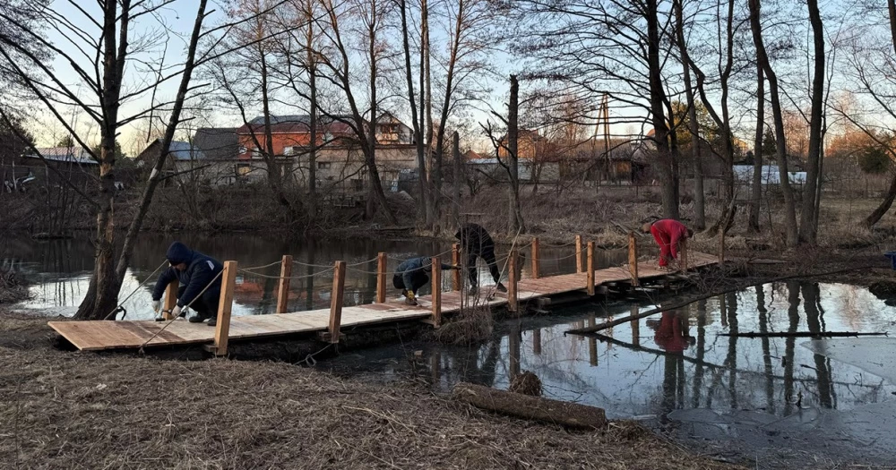 Новости о посёлке Построен мост для быстрого прохода к д. Курганье
