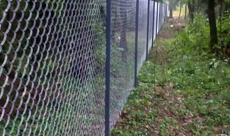 Новости о посёлке В Высоково поставили внешнее ограждение